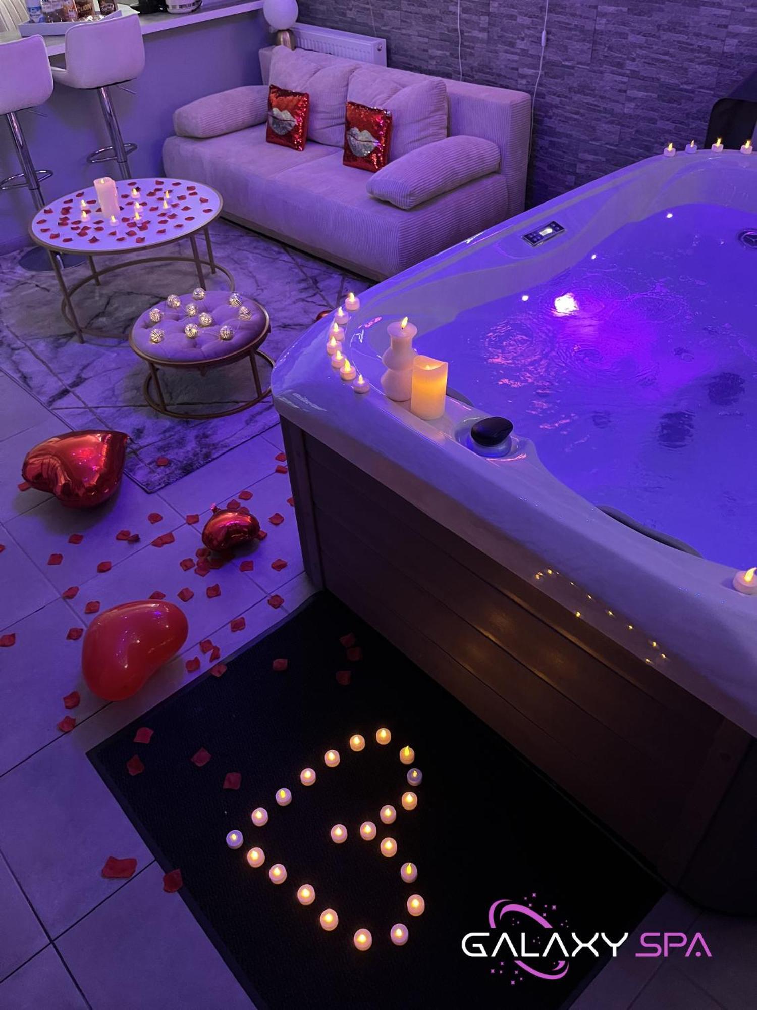 Galaxy Spa - Suite Mercure Jacuzzi Privatif Champigneulles Экстерьер фото